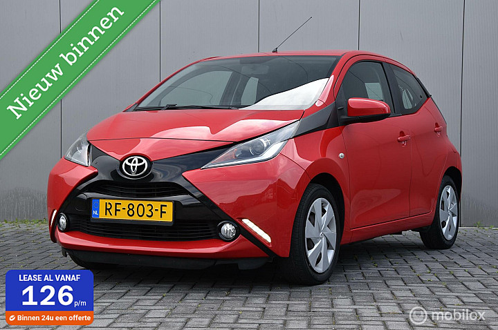 Toyota Aygo 1.0 VVT-i x-play | Camera | Airco|