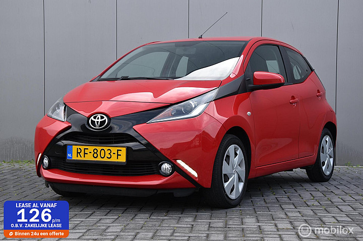 Toyota Aygo 1.0 VVT-i x-play | Camera | Airco|