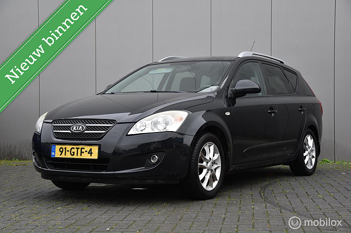 Kia cee'd Sporty Wagon 1.6 X-ecutive | Trekhaak | Airco |