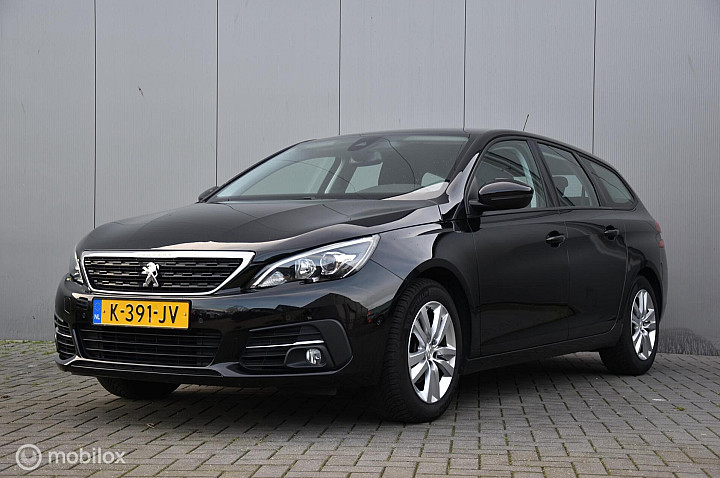 Peugeot 308 SW 1.2 | Cruise | Carplay| Virtual cockpit |