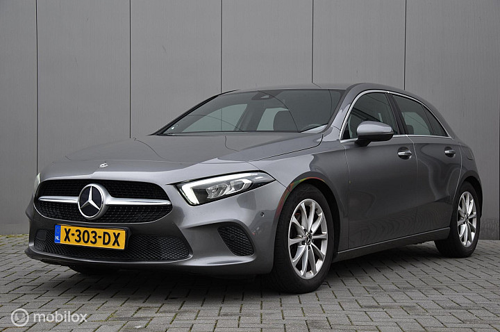 Mercedes-Benz A-Klasse 200 | Stoelverw | Camera | Carplay | Half Leder |